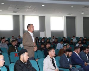 Наурызбай қажы Тағанұлы Алматыдағы Нұр-Мүбарак университетіне арнайы барды
