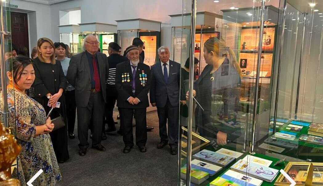 Кэти Перри порно gif