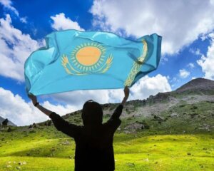 ЖАСТАРҒА НАСИХАТ – ҚОҒАМНЫҢ БОЛАШАҒЫН ҚАЛЫПТАСТЫРУ НЕГІЗІ ЖАСТАРҒА НАСИХАТ – ҚОҒАМНЫҢ БОЛАШАҒЫН ҚАЛЫПТАСТЫРУ НЕГІЗІ