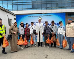 ҚҰРБАН АЙТТЫҢ ЕКІНШІ КҮНІ: АТЫРАУ ӨҢІРІНДЕ ҚАЙЫРЫМДЫЛЫҚ ШАРАЛАРЫ ЖАЛҒАСТЫ